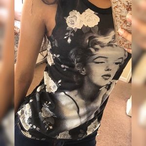 Marilyn Monroe back lace top